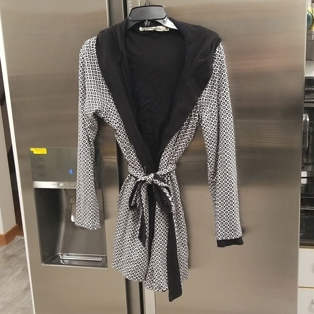 ๐MICHAEL STARS๐ Reversible Bath Robe ~ Black & White Geometric Print Medium